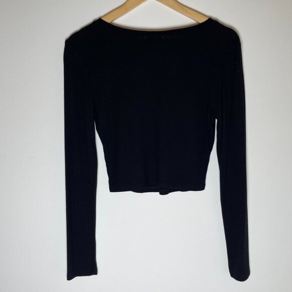 Bozzolo | Black V-Neck Long Sleeve Ribbed Crop Top | Large - Picture 2 of 4